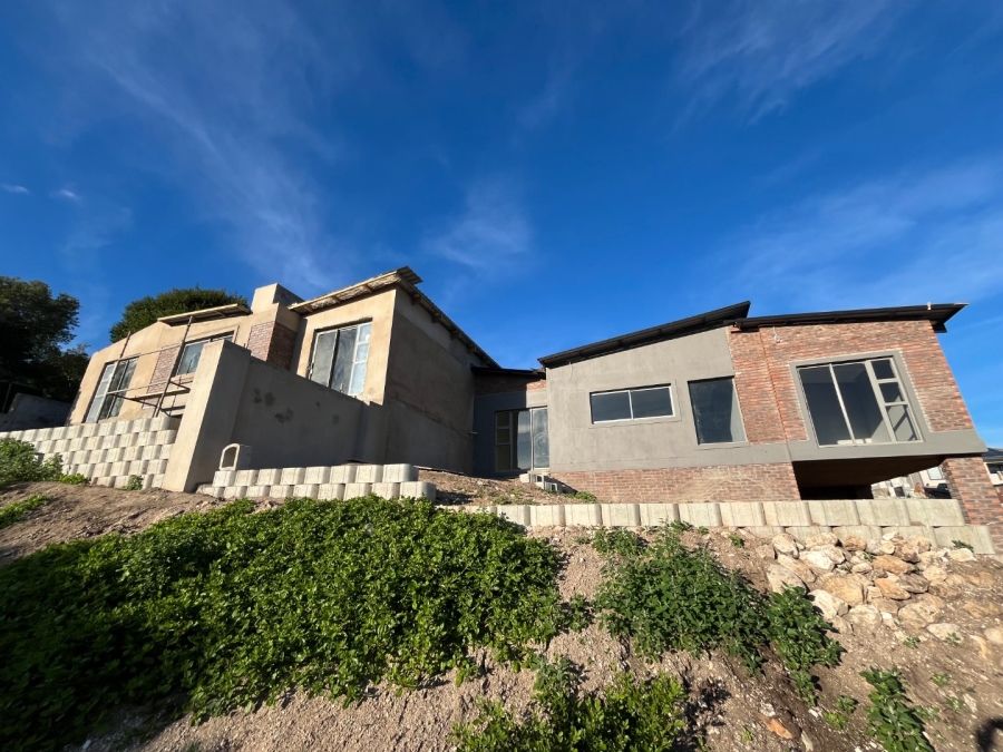 3 Bedroom Property for Sale in Bergsig Western Cape